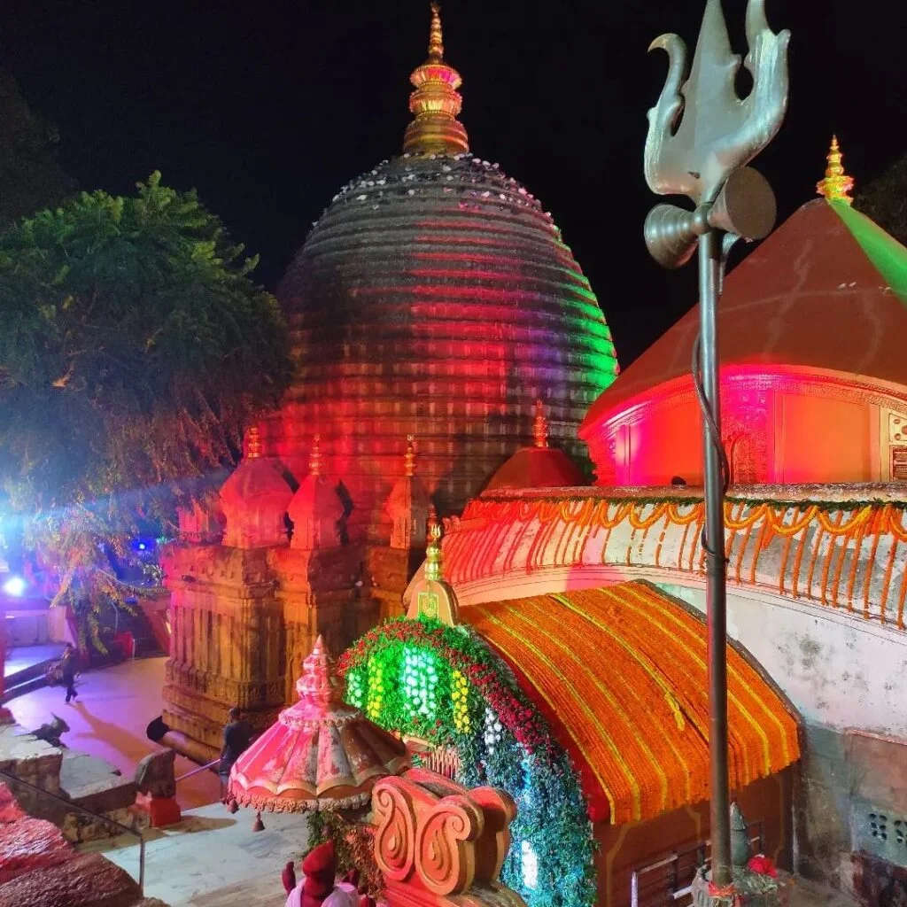 image of kamakhya temple top ghuhati assam ka parishar