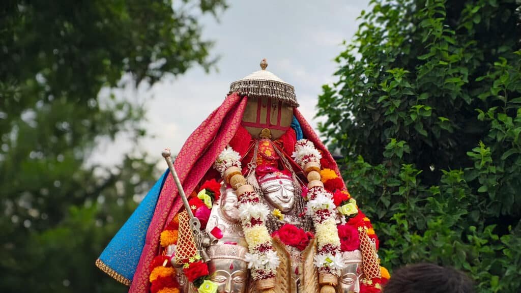 dev mahunag bhakari kothi