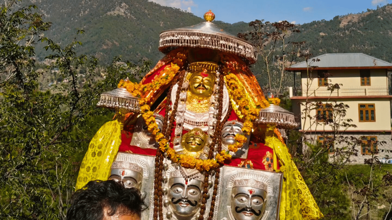 Mamleshwar Mahadev Temple Karsog